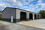Fully Enclosed Two Tone 5 Bay Garage 40' x 101' x 14'