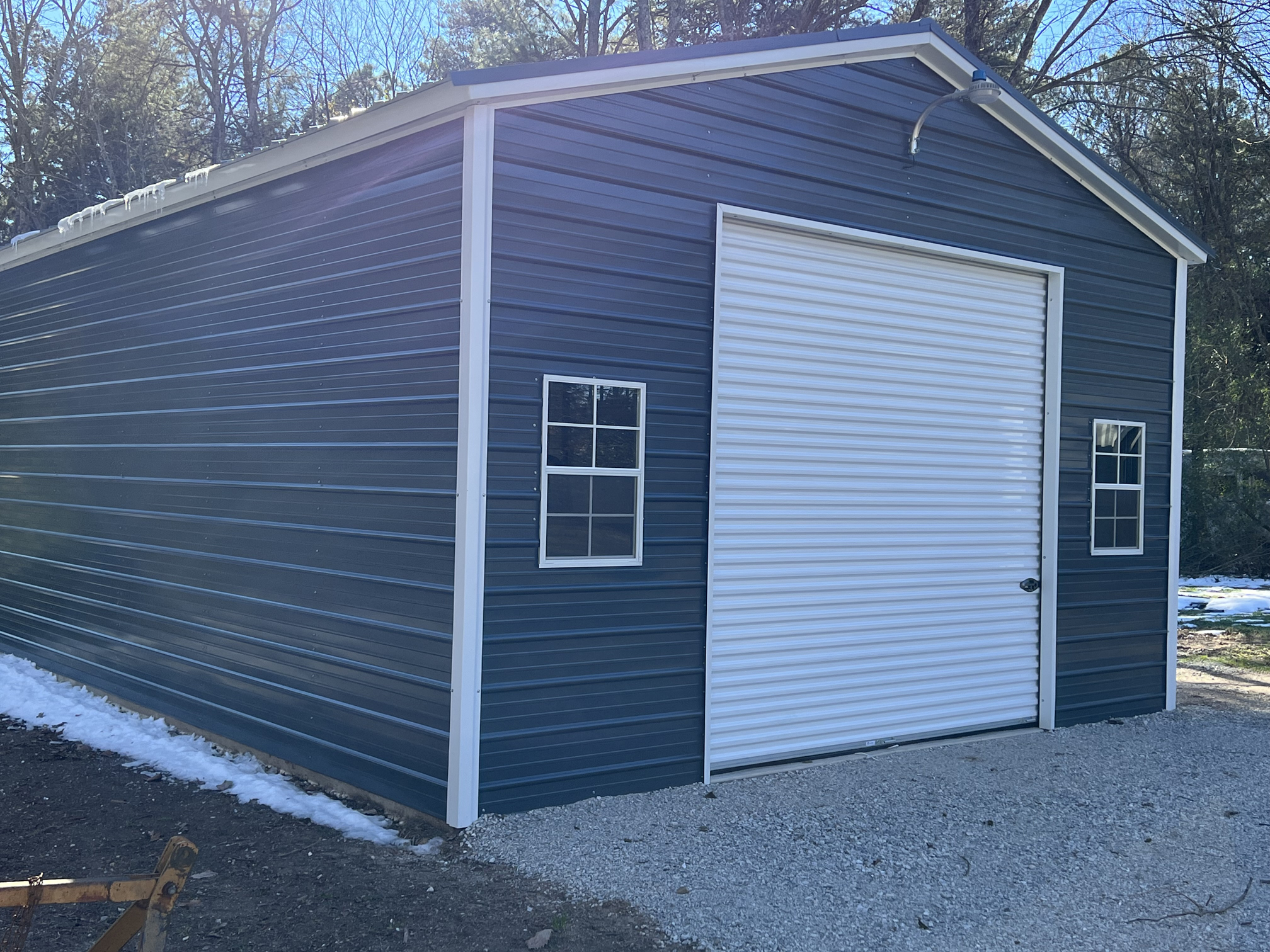 Fully Enclosed Garage 20' x 31' x 11'